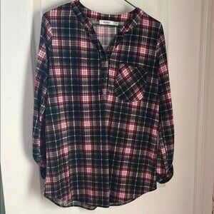 Women's Black and Red Plaid Top